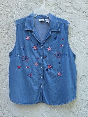 Vintage Y2K Denim Chambray ❤️🤍💙Patriotic 4th Of July Stars Sleeveless Shirt